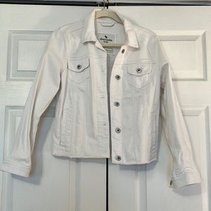 Abrercombie kids 15/16 white Jean jacket GREAT CONDITION